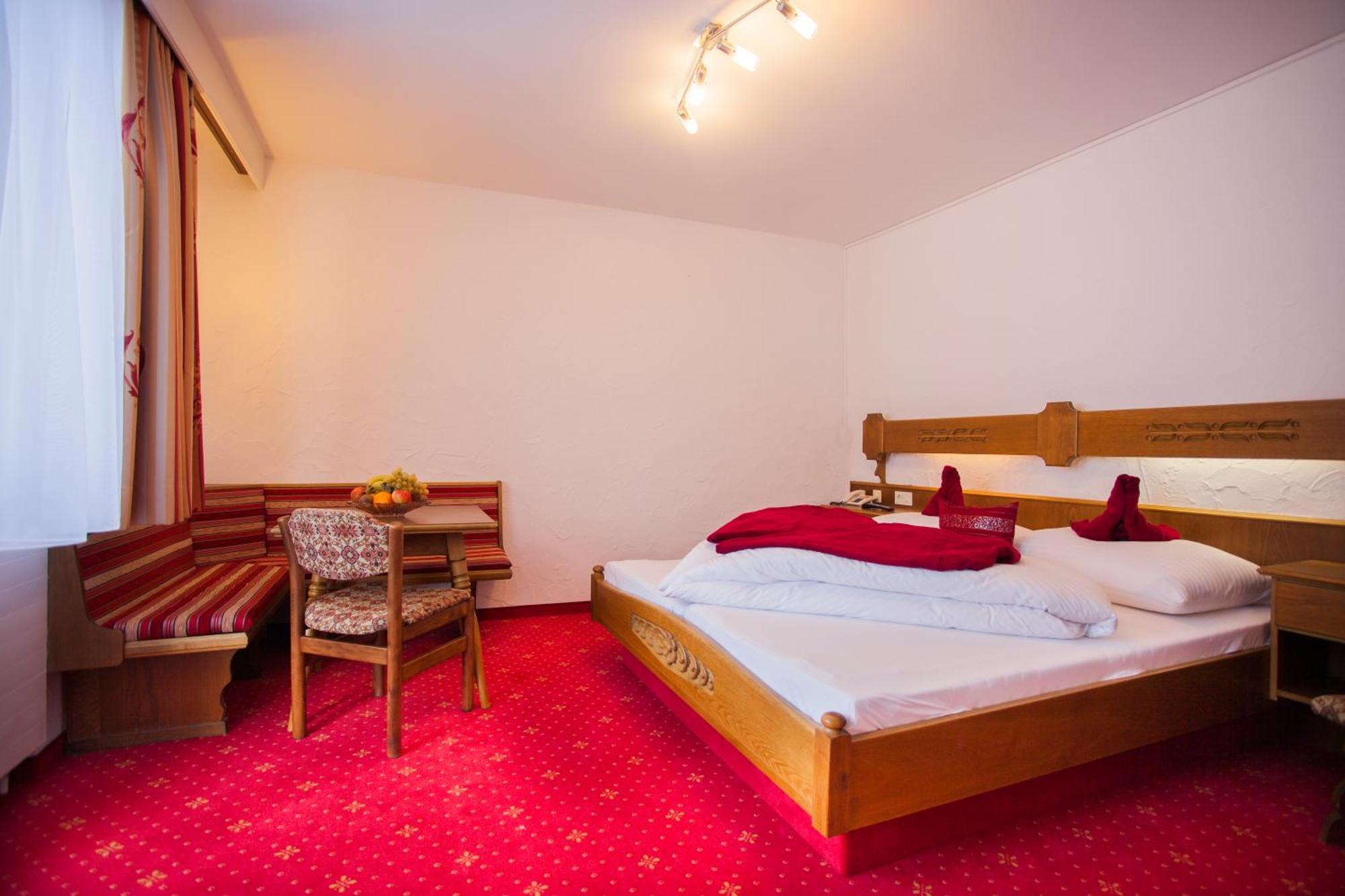 Schoenauer Hof 3* Bach (Tyrol)
